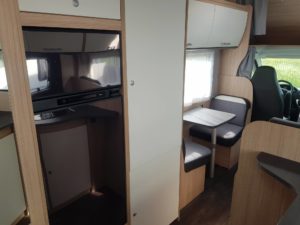 Aménagement intérieur camping car