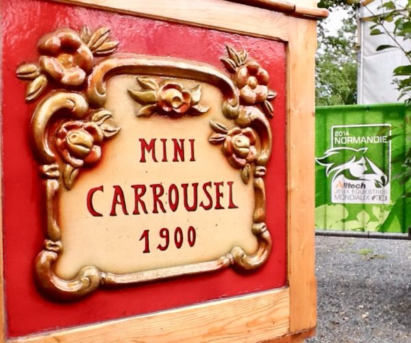 Mini carrousel 1900